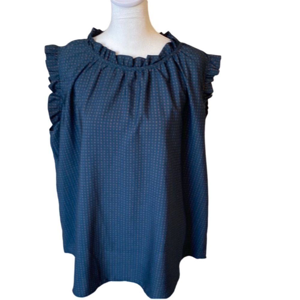 Hailey & Co. Ruffled Blue Women's Sleeveless Top. With brown dotted pattern. XL.